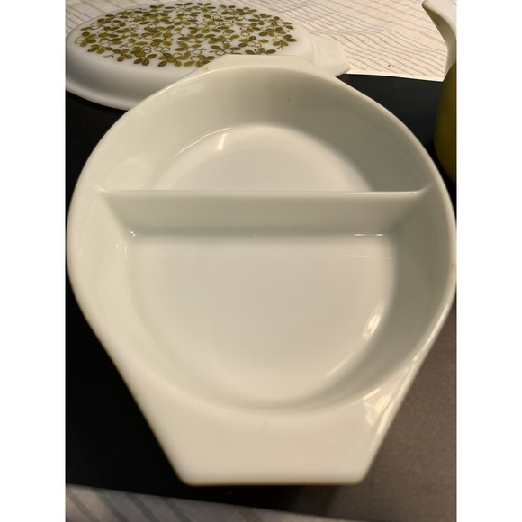 3pc- Vtg Pyrex 1-1/2qt Divided Casserole w/Lid & 2 1/2qt Casserole Dish Ovenware - Picture 6 of 12